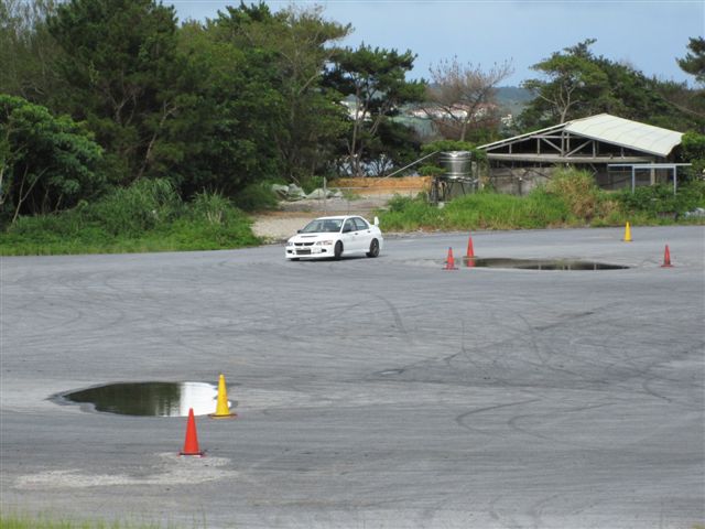 エキサイティングジムカーナ